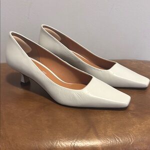 L'INTERVALLE White Kitten Heels Pumps 9.5 Minimalist Leather